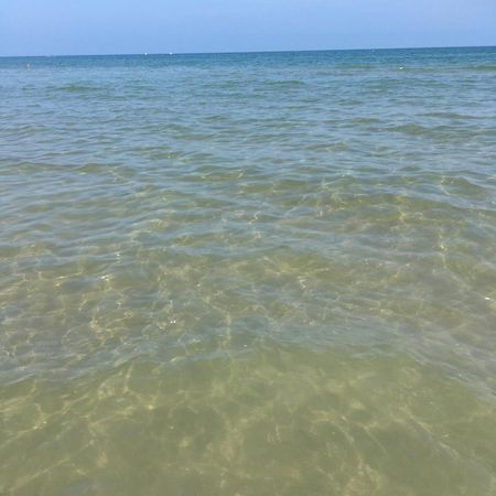 Appartamento Fronte Mare Ріміні Екстер'єр фото